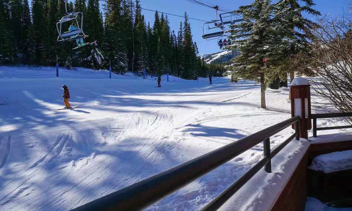 Photo of Others in Peak 9