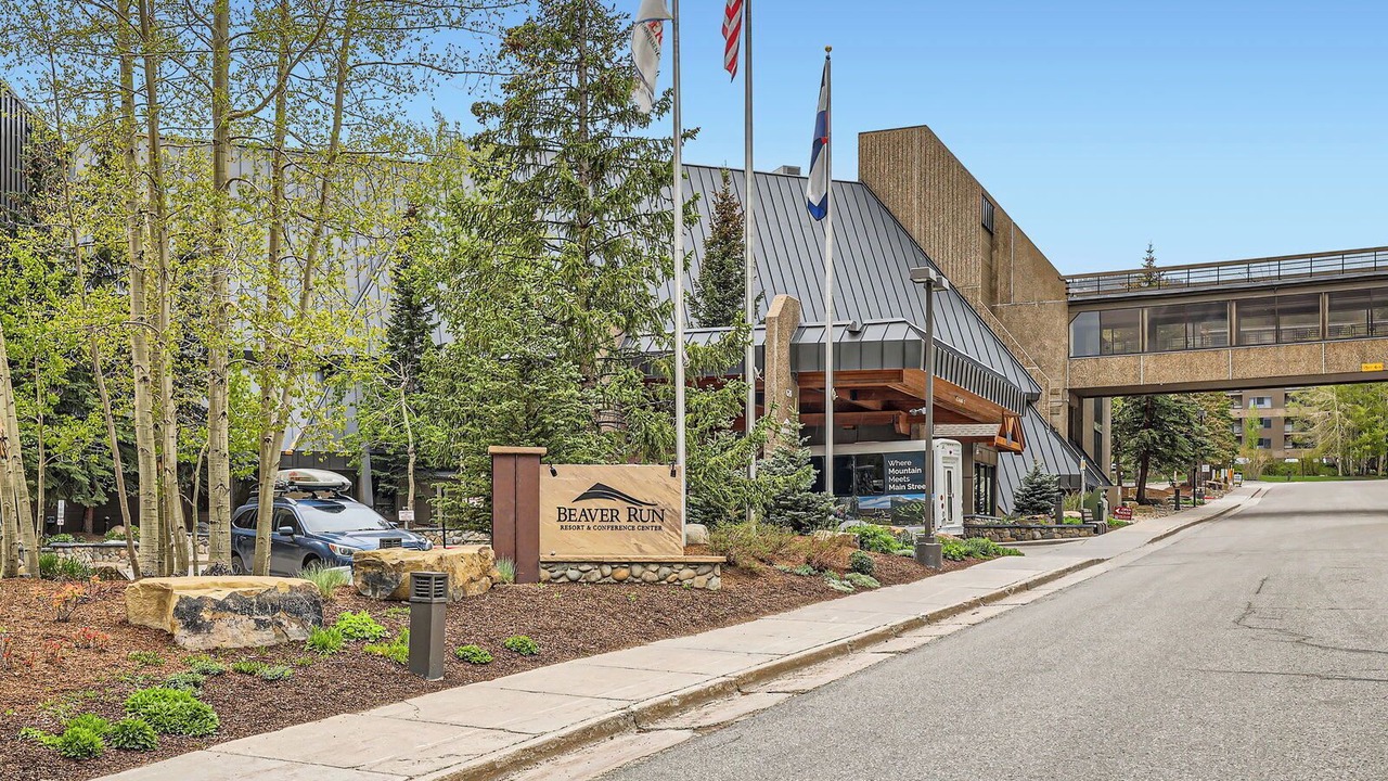 Photo of Outdoor in Peak 9