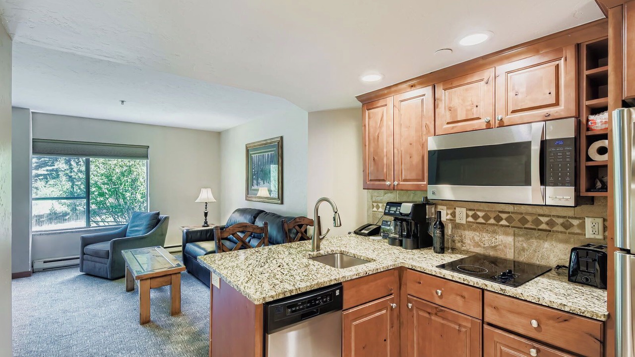Photo of Kitchen in Peak 9
