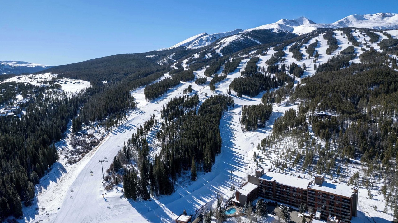 Photo of Outdoor in Peak 9