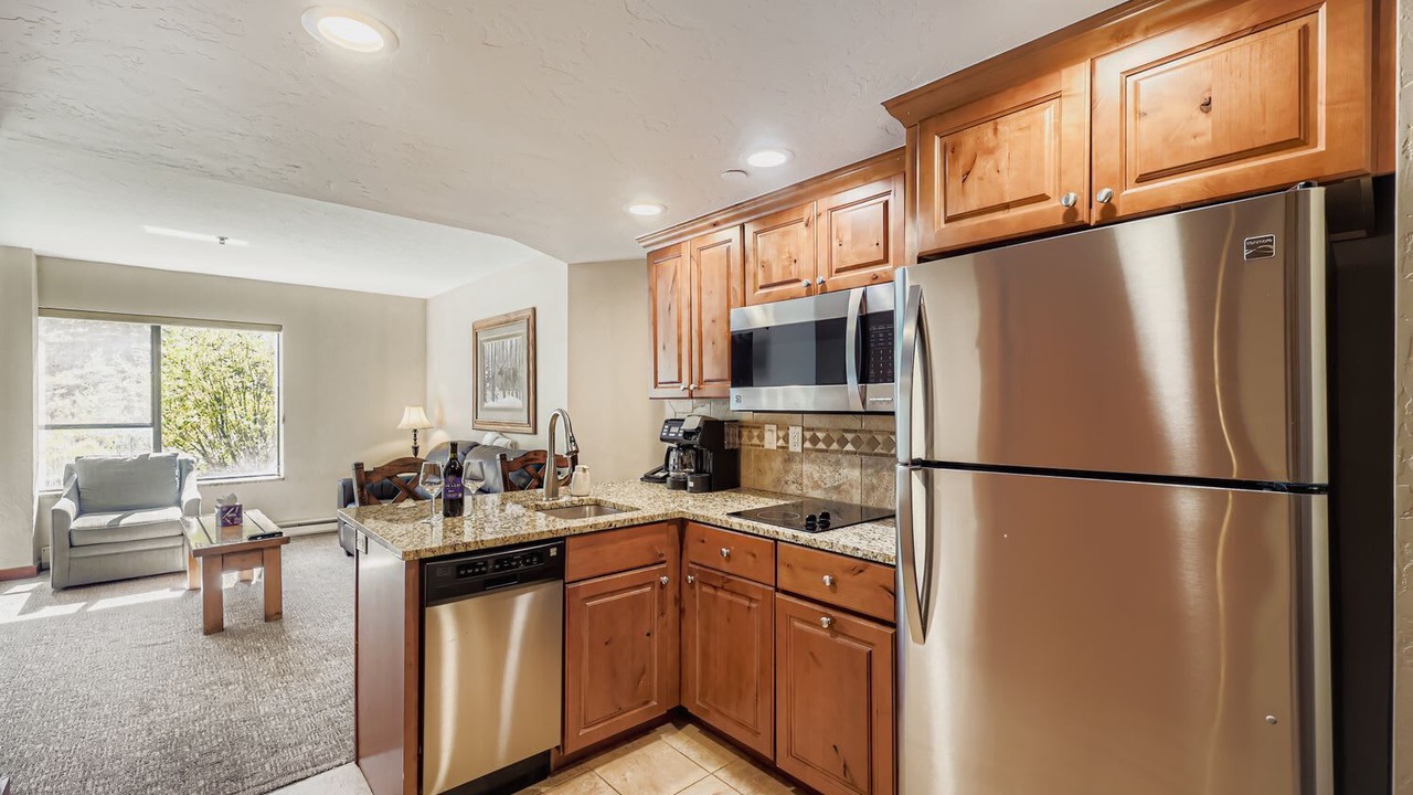 Photo of Kitchen in Peak 9