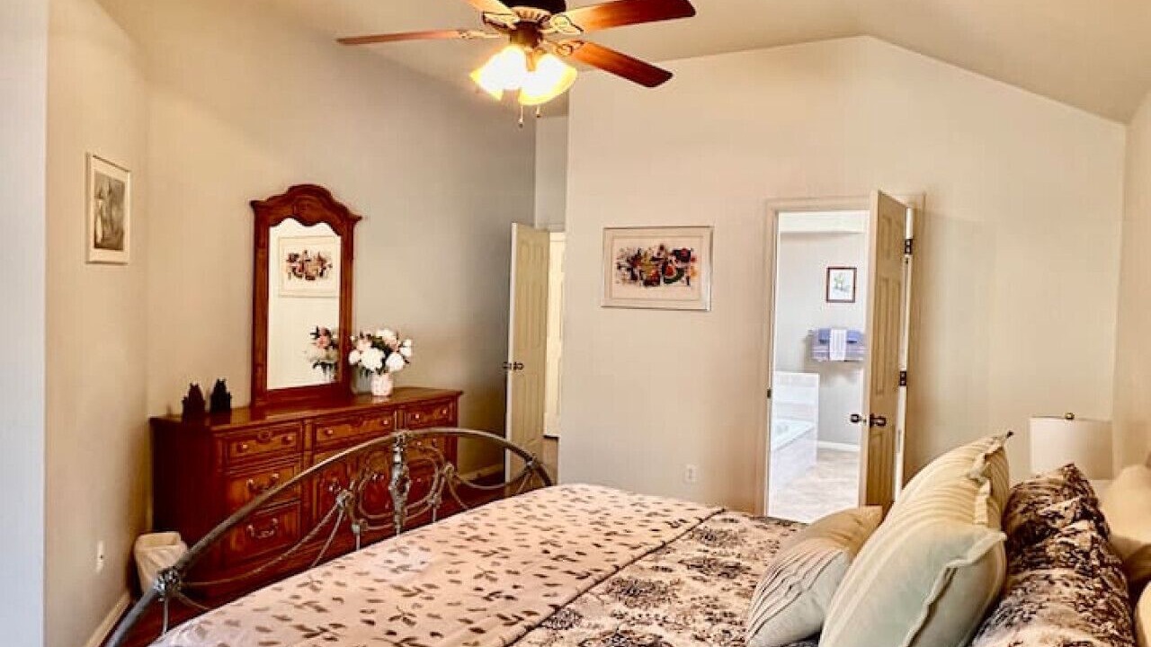Photo of Bedroom in Mesilla Park