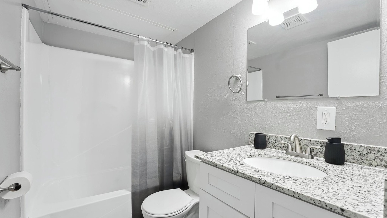 Photo of Bathroom in Southridge