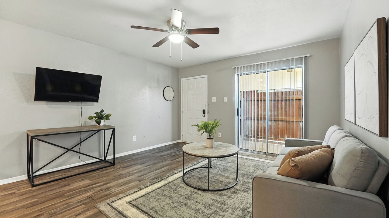 Photo of Livingroom in Southridge