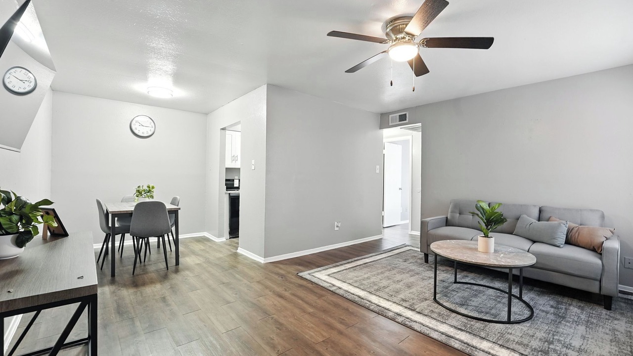 Photo of Livingroom in Southridge