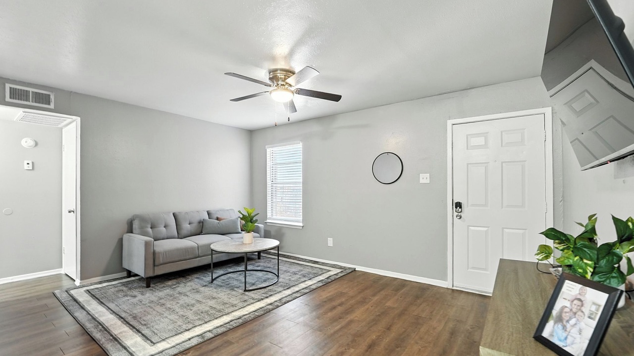 Photo of Livingroom in Southridge