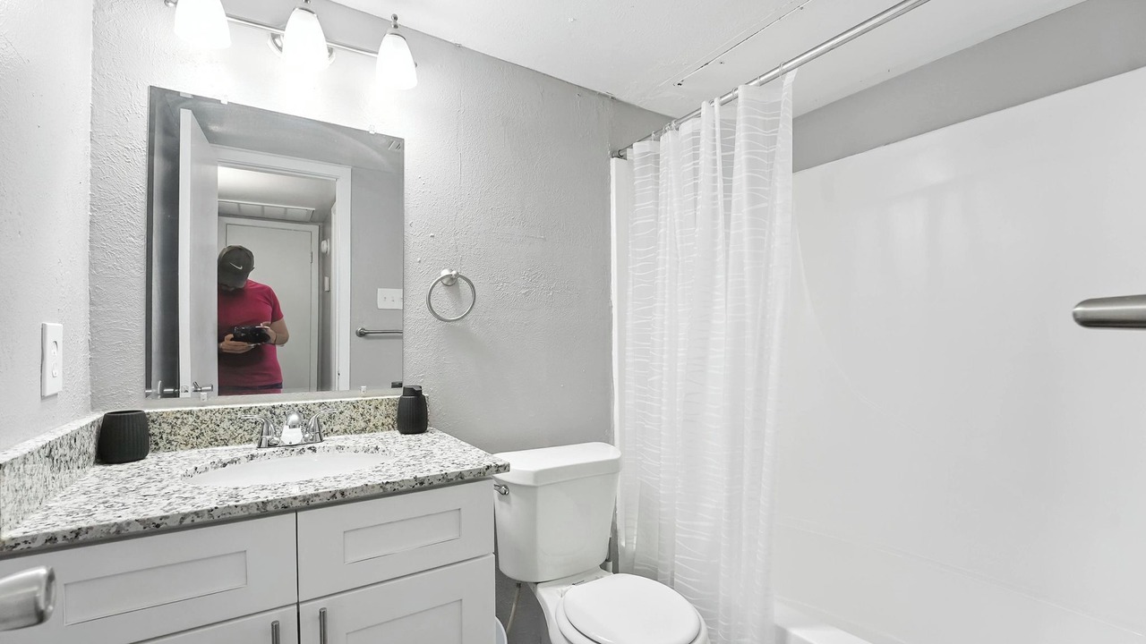Photo of Bathroom in Southridge