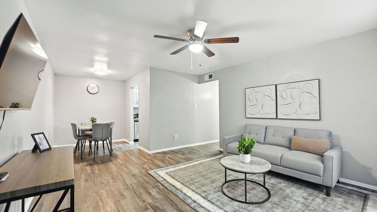 Photo of Livingroom in Southridge