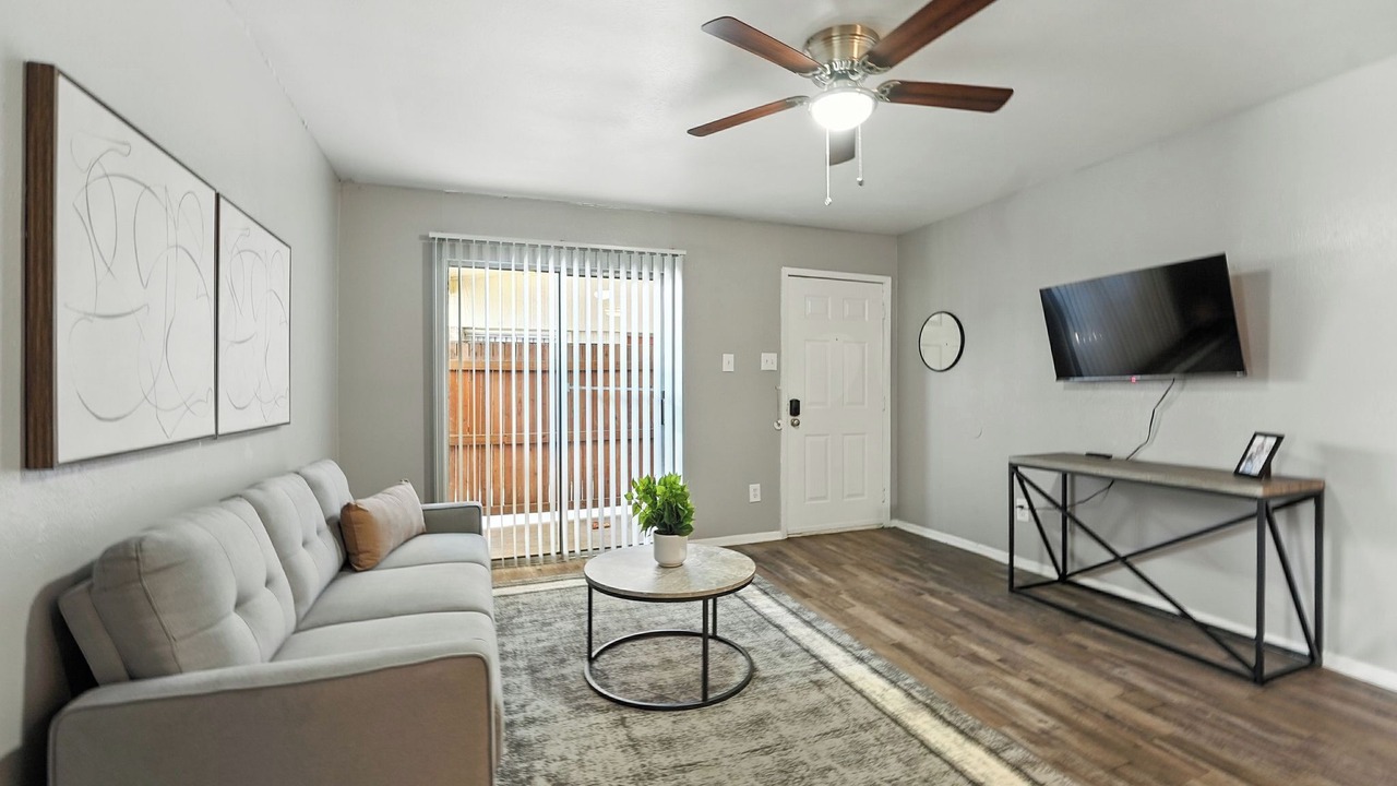 Photo of Livingroom in Southridge