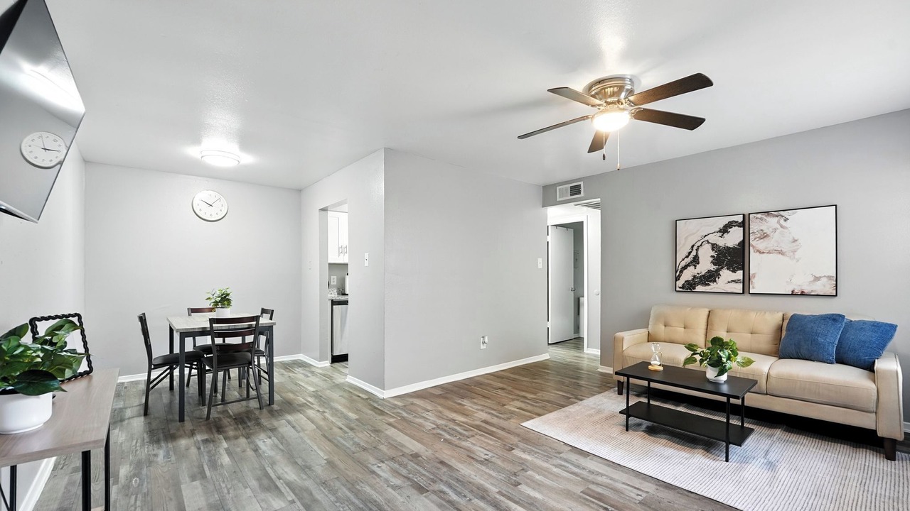 Photo of Livingroom in Southridge