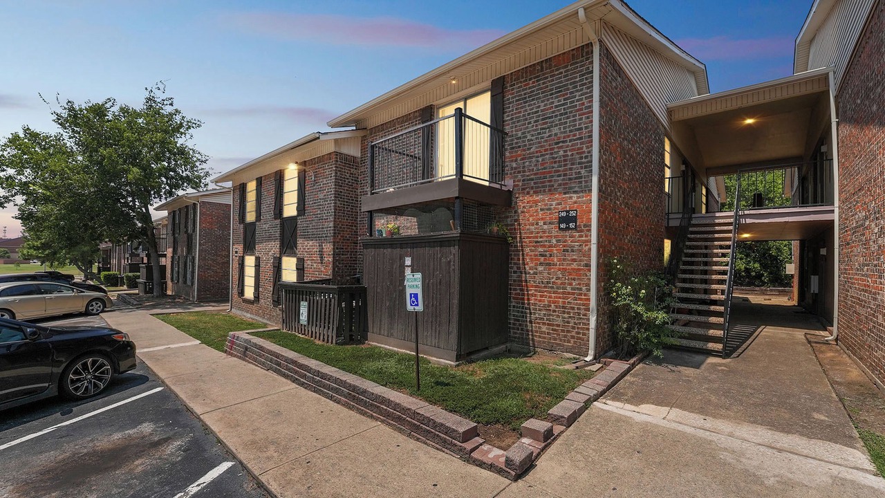 Photo of Outdoor in Southridge