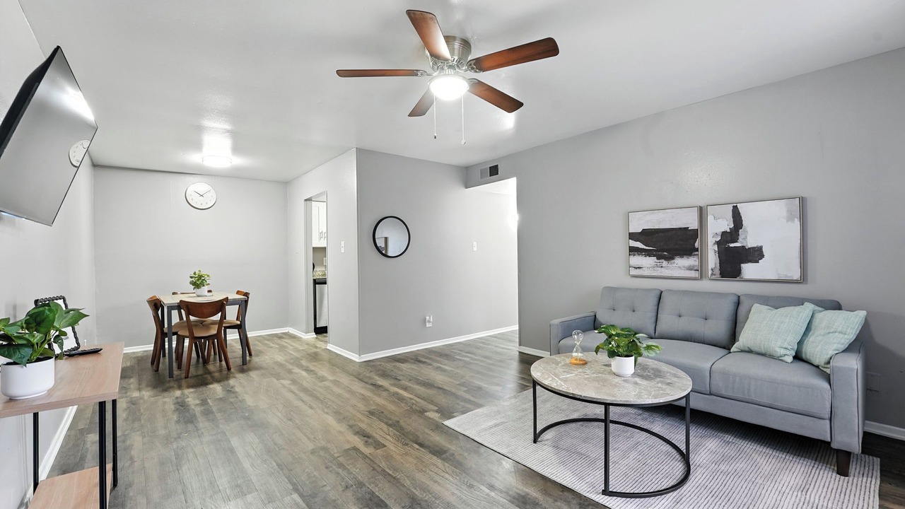 Photo of Livingroom in Southridge