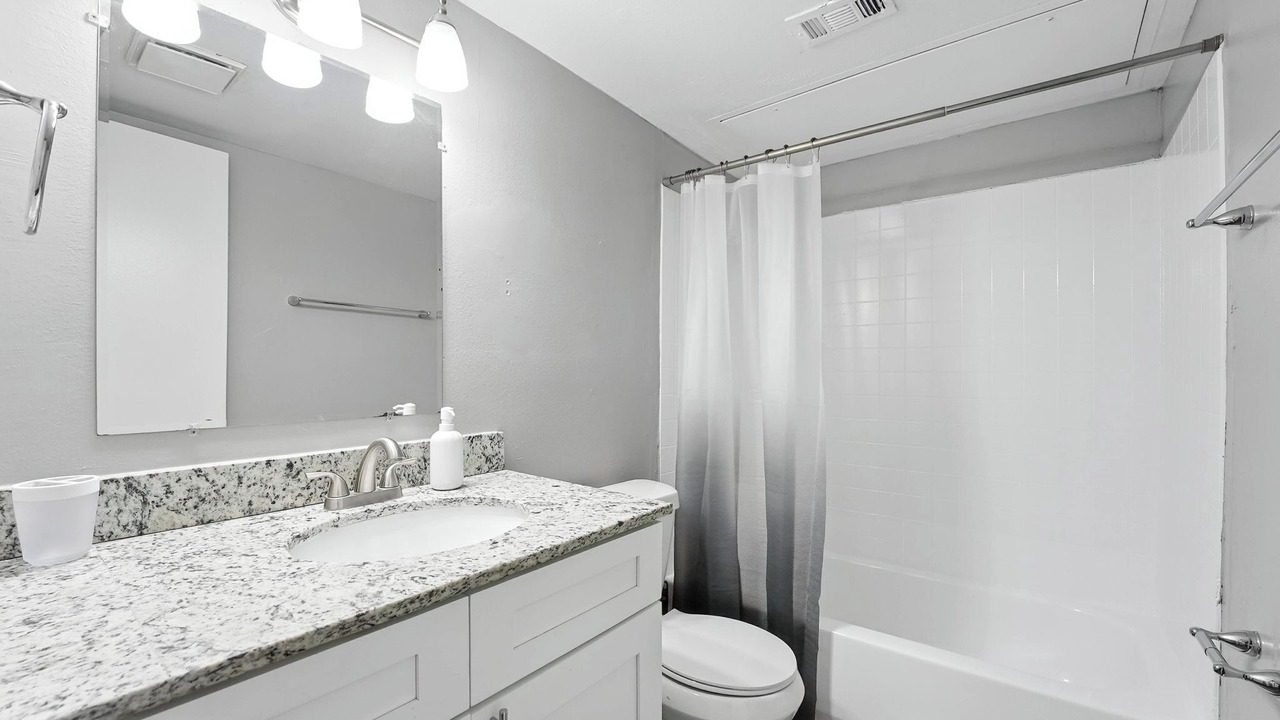 Photo of Bathroom in Southridge