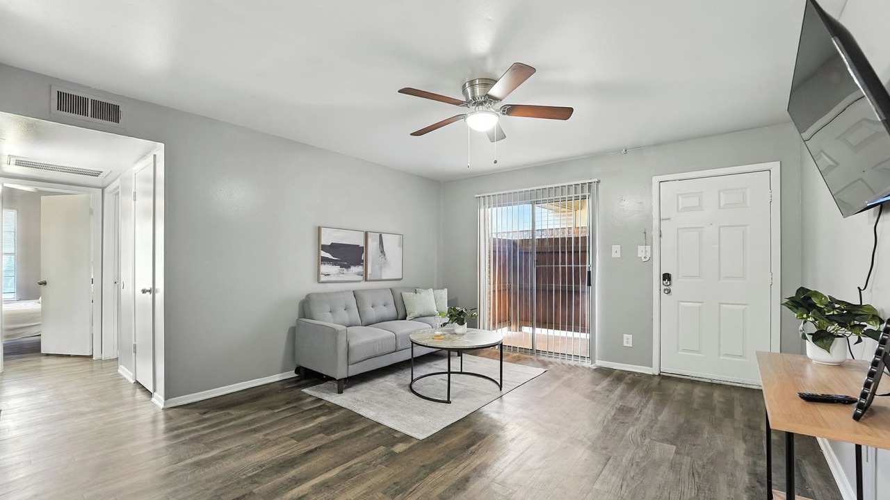 Photo of Livingroom in Southridge