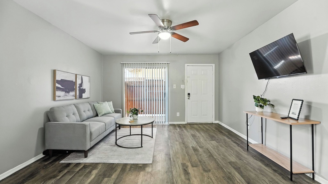 Photo of Livingroom in Southridge