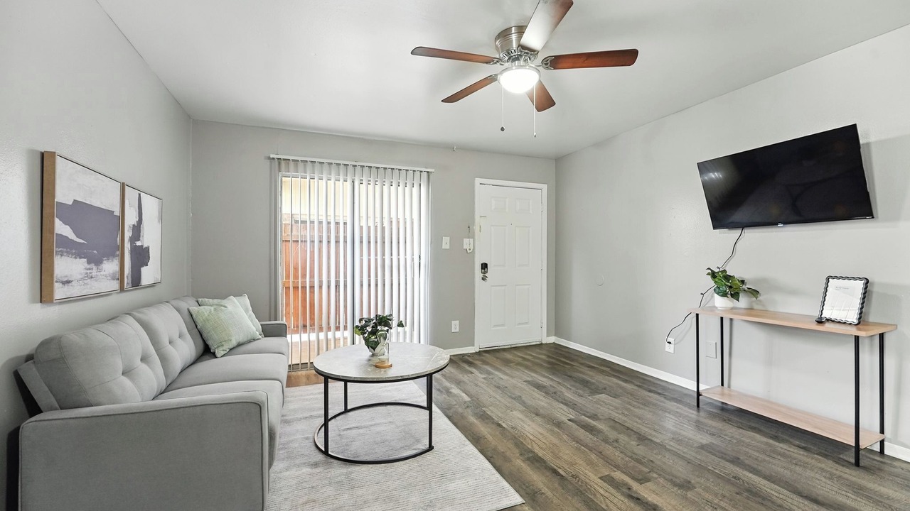 Photo of Livingroom in Southridge