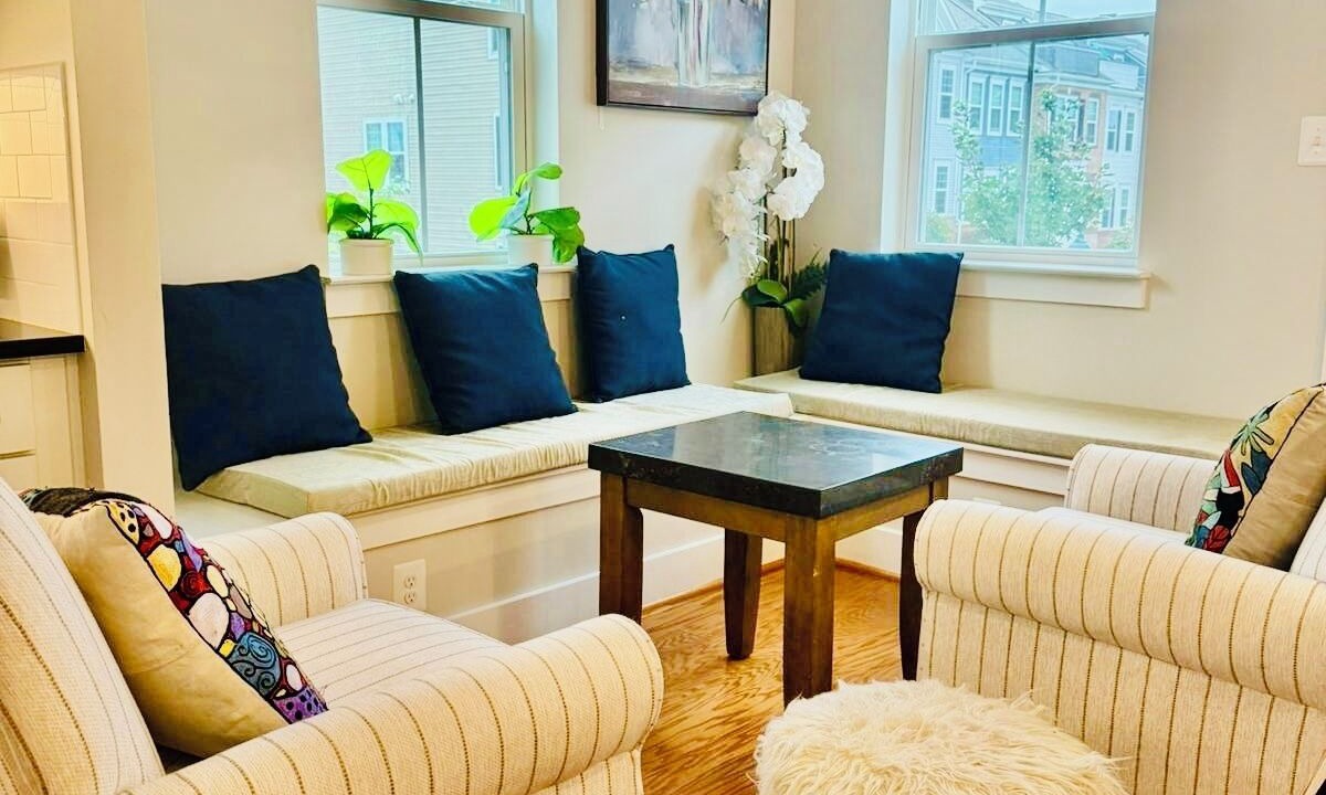 Photo of Livingroom in Clarksburg