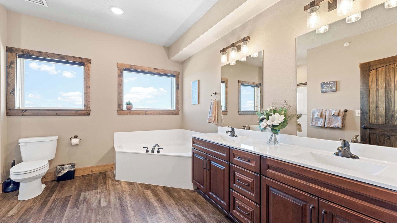 Photo of Bathroom in Kimberling City