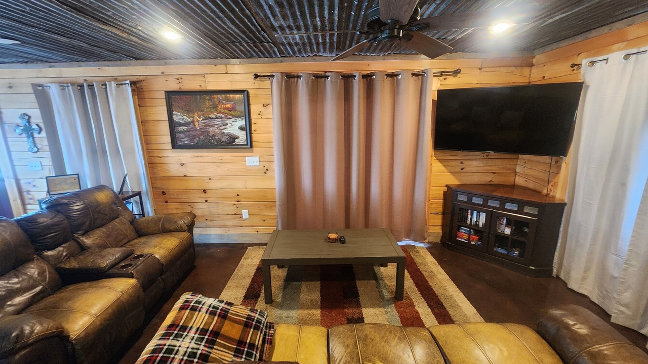 Photo of Livingroom in Heber Springs