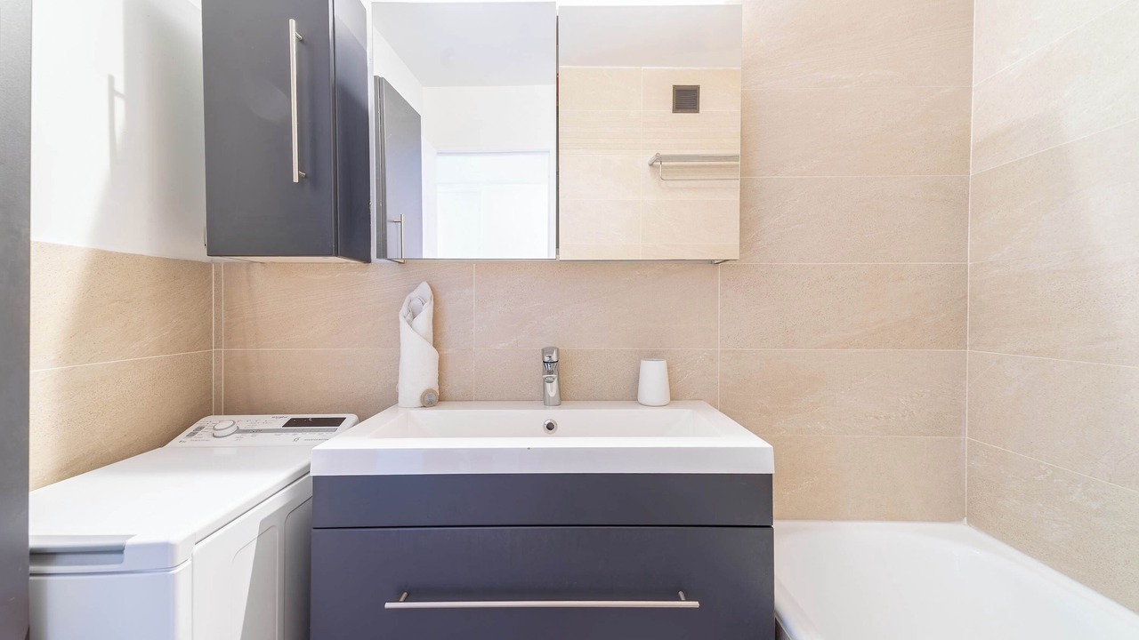 Photo of Bathroom in Sevres