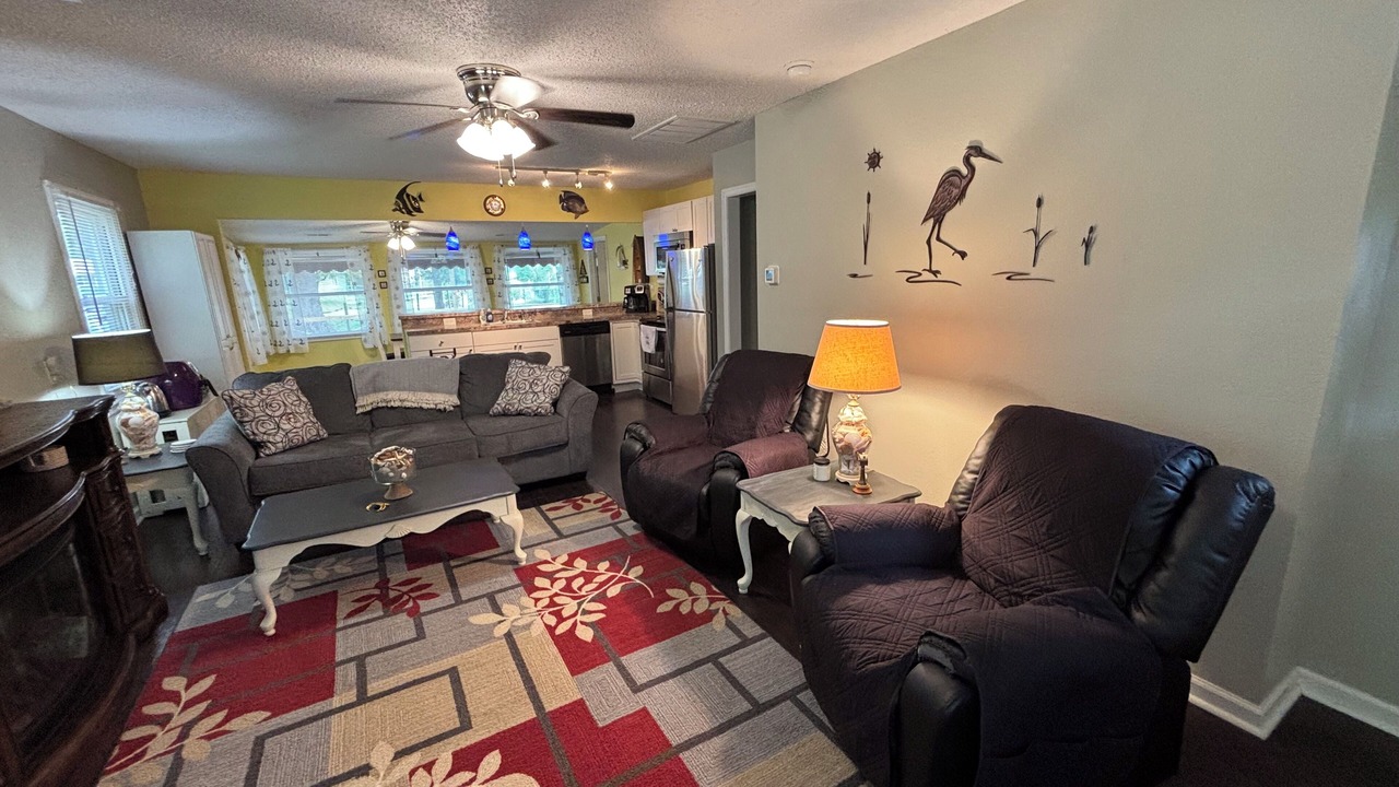 Photo of Livingroom in Dutton