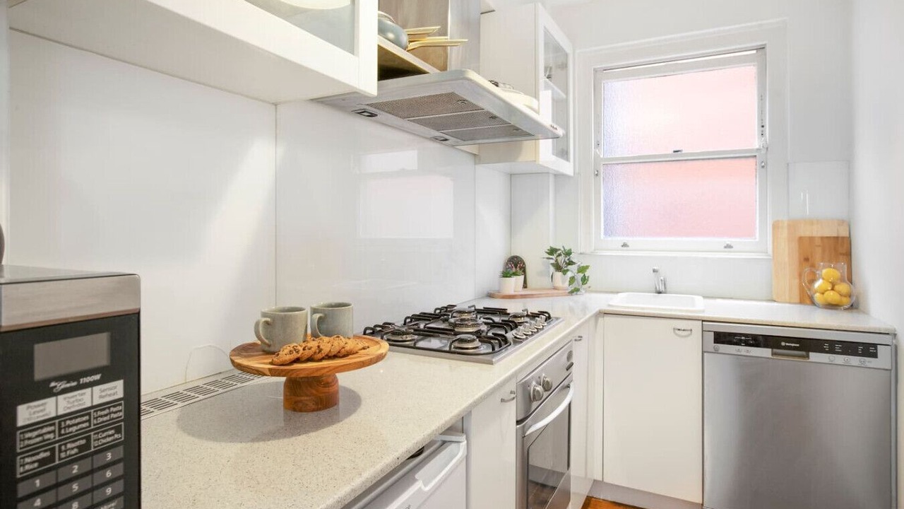Photo of Kitchen in Elizabeth Bay