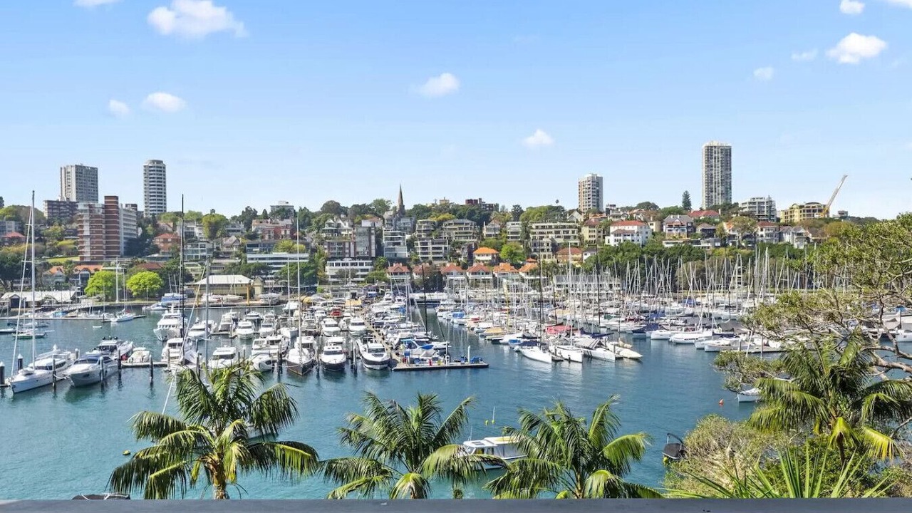 Photo of Others in Elizabeth Bay