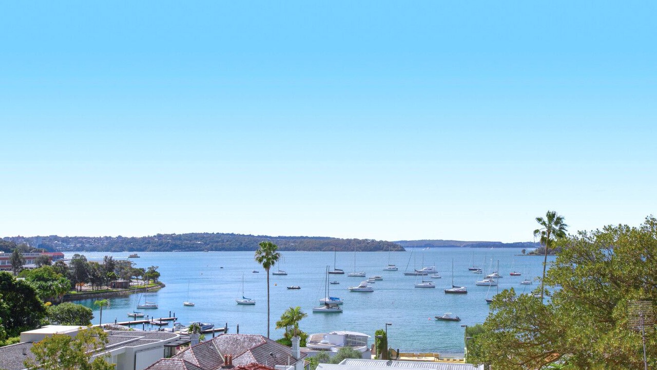 Photo of Others in Elizabeth Bay