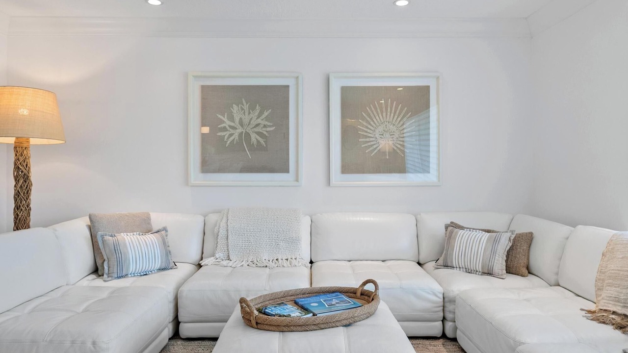 Photo of Livingroom in Singer Island