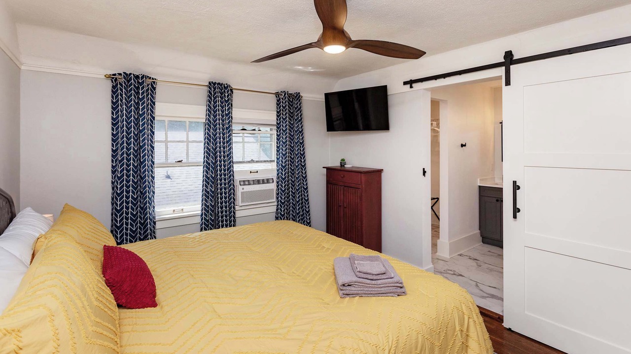 Photo of Bedroom in Ames