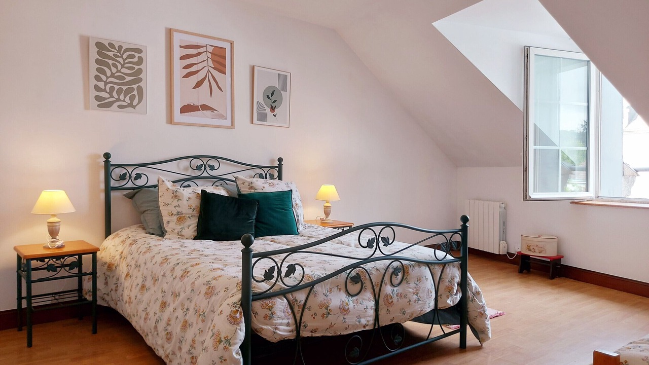 Photo of Bedroom in Marboue