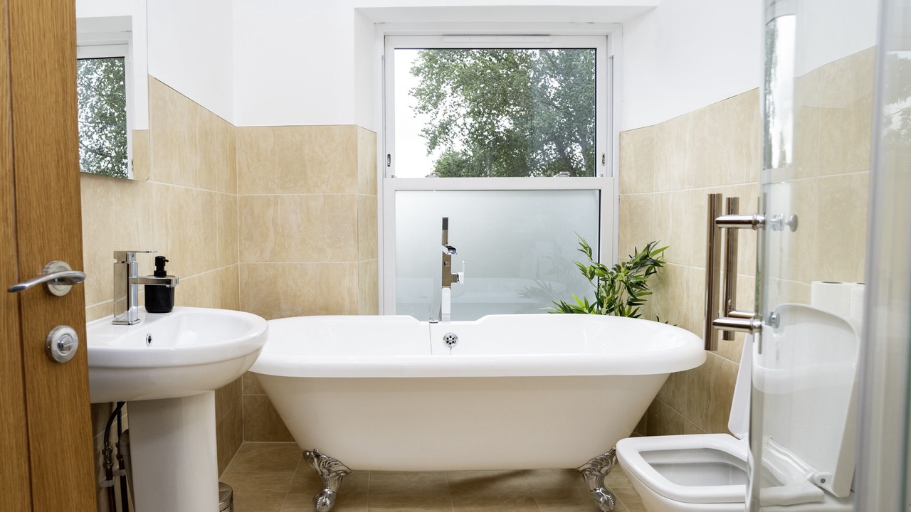 Photo of Bathroom in Westleigh