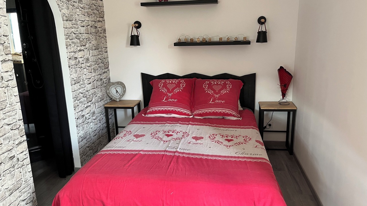 Photo of Bedroom in Saint-Claude