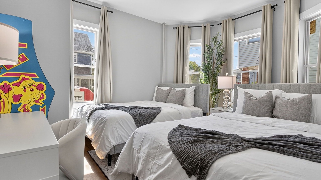 Photo of Bedroom in Somerville