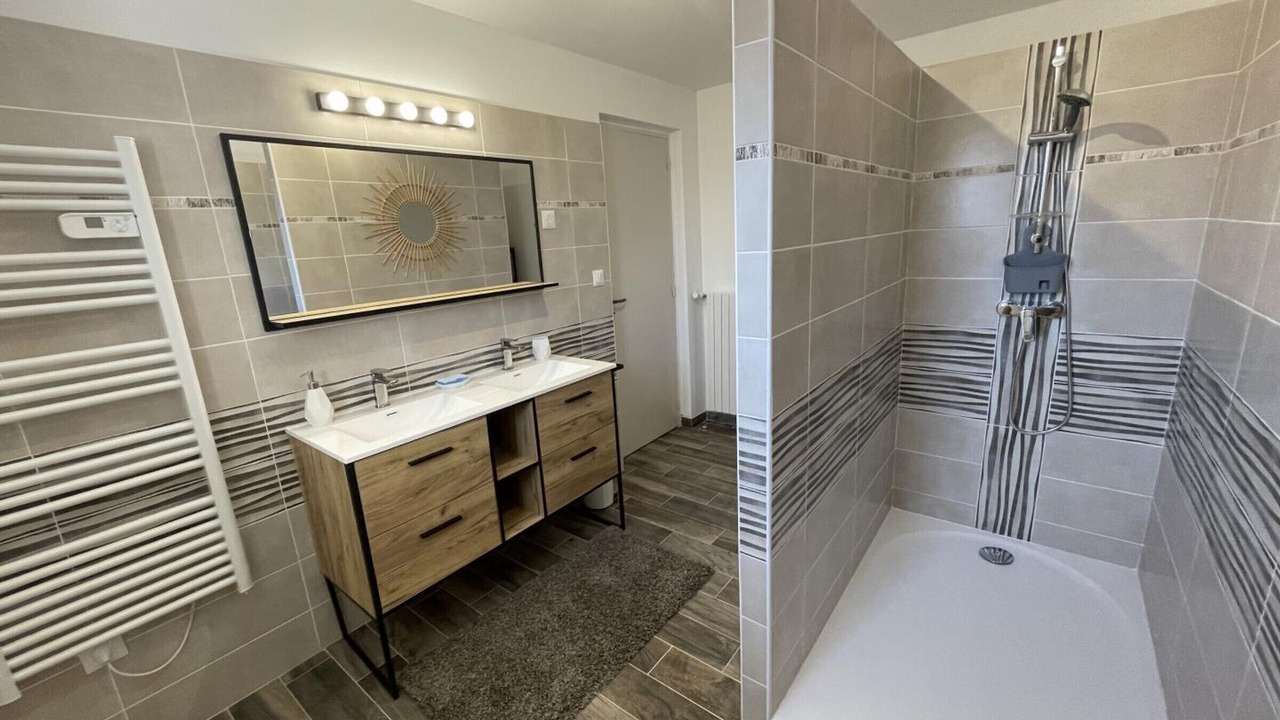 Photo of Bathroom in Savonnieres