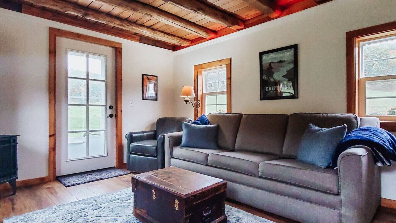 Photo of Livingroom in Richland Center