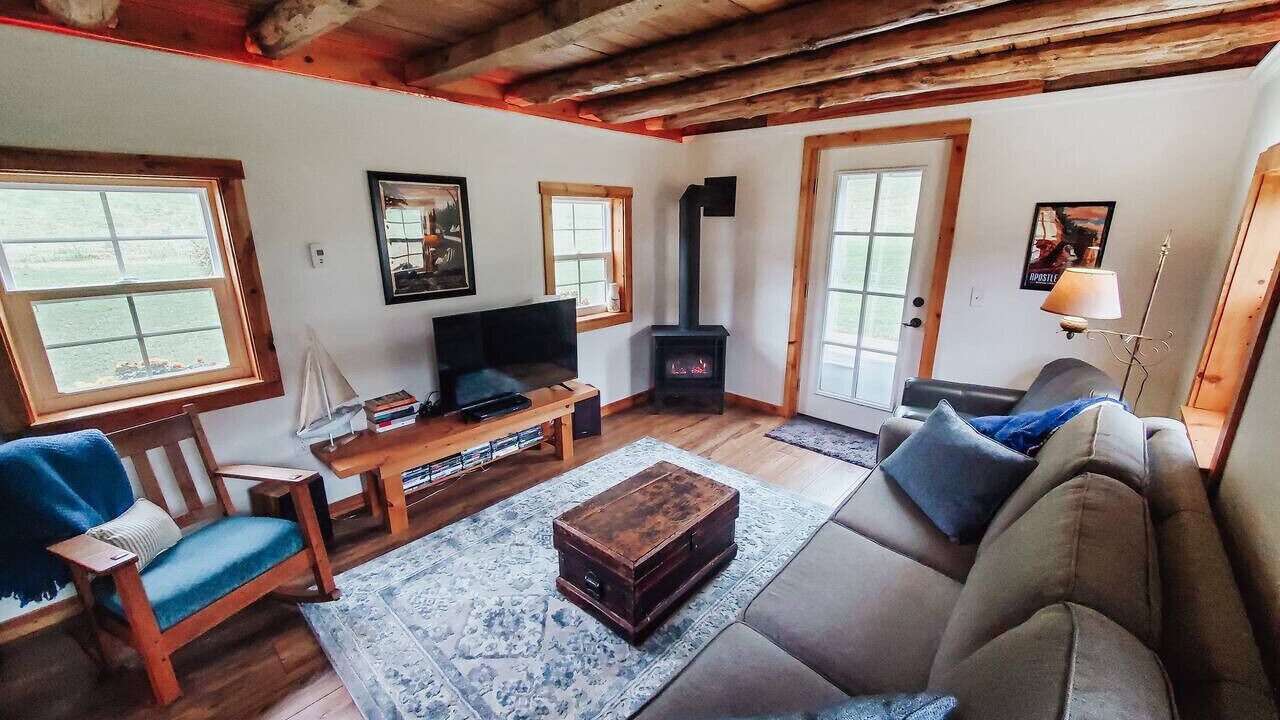 Photo of Livingroom in Richland Center