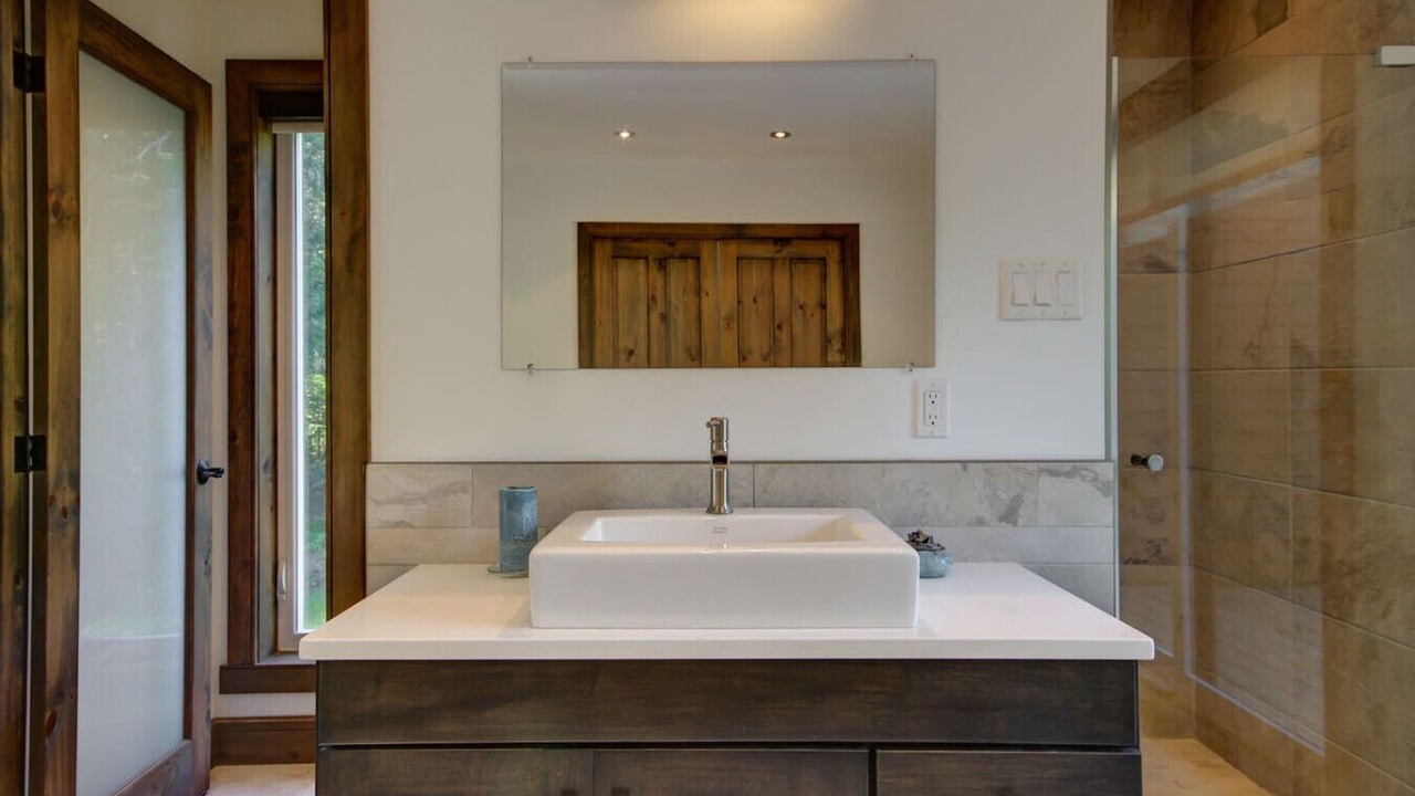 Photo of Bathroom in St-Adolphe-d'Howard