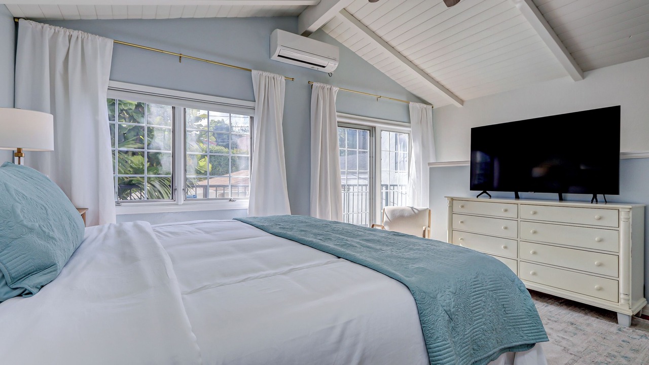 Photo of Bedroom in Tree Section