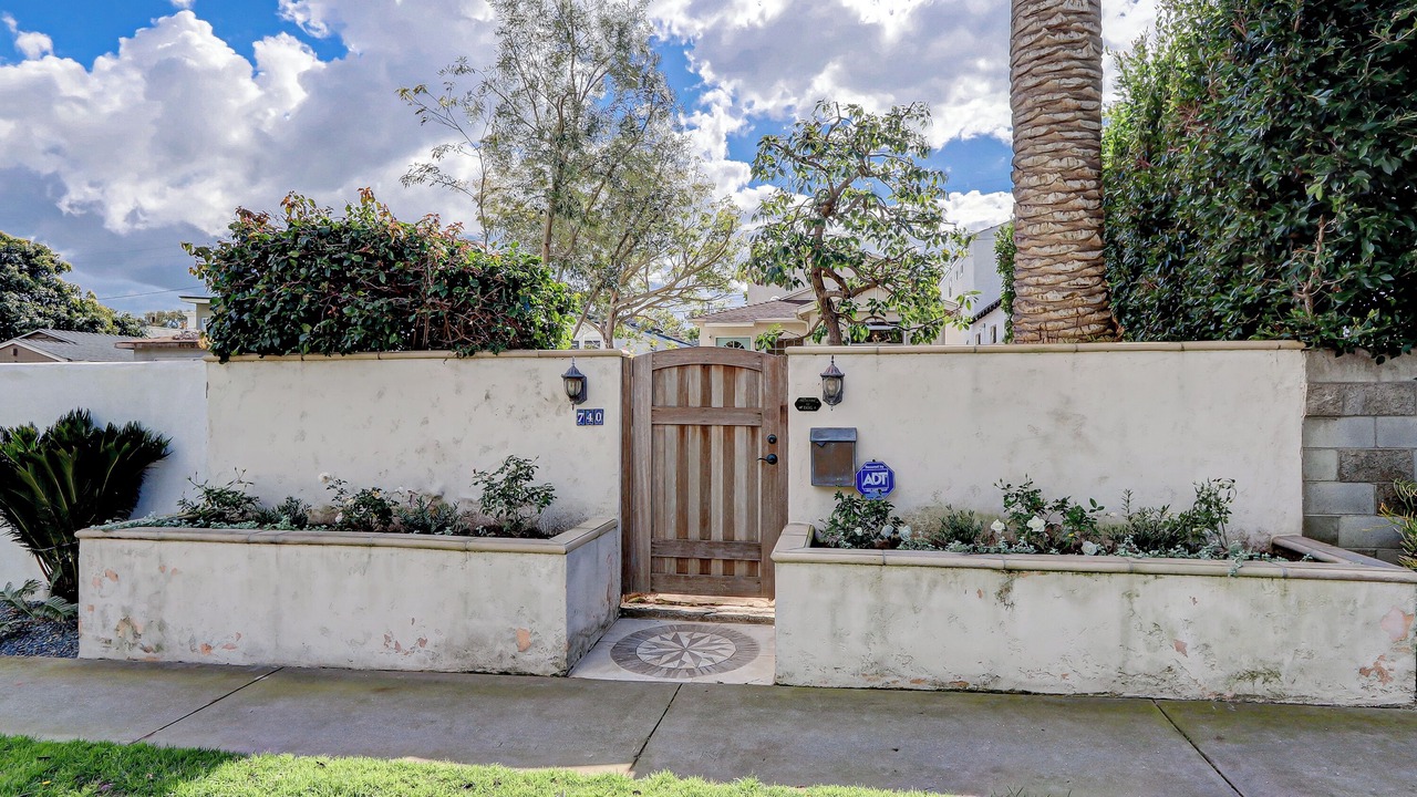 Photo of Outdoor in Tree Section