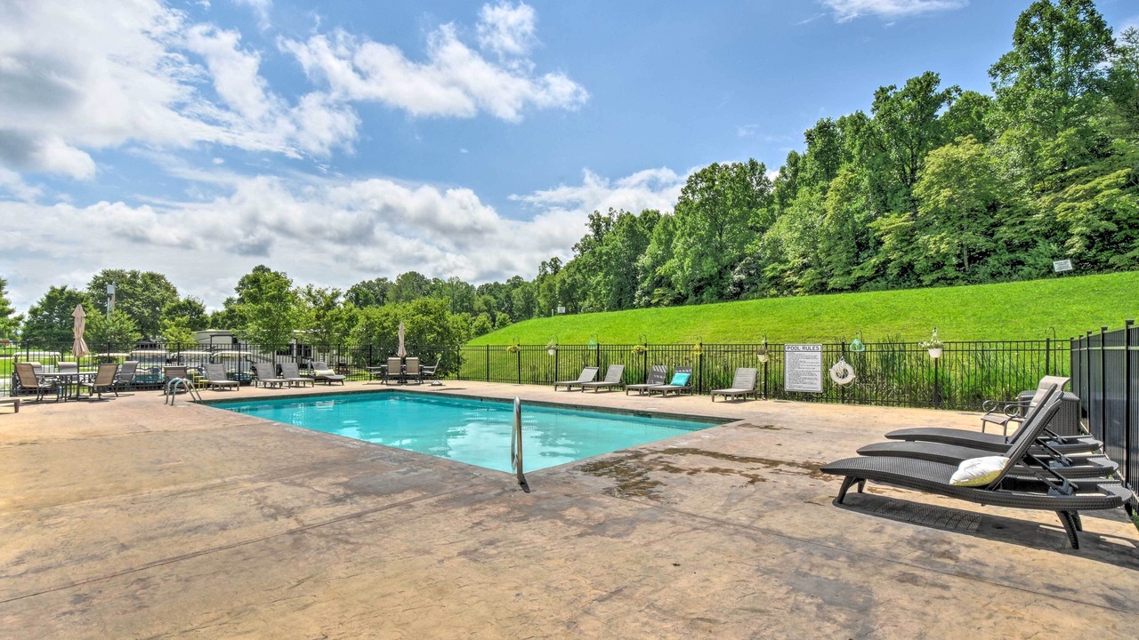 Photo of Others in Morganton