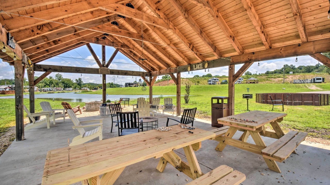 Photo of Outdoor in Morganton