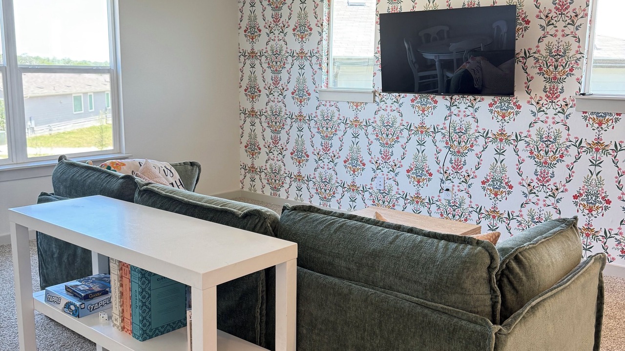 Photo of Livingroom in McNeil