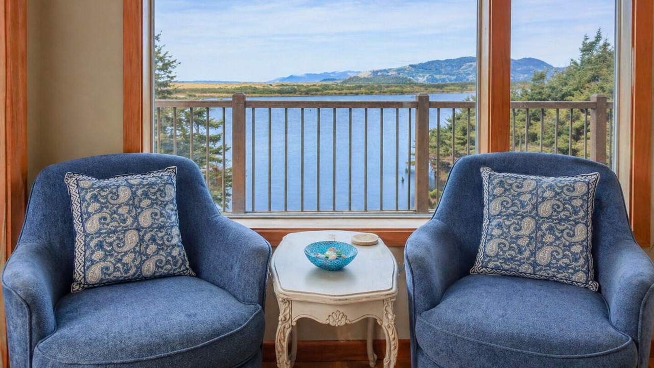 Photo of Livingroom in Cape Meares