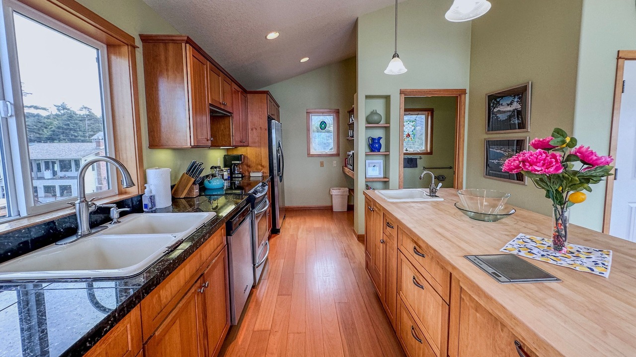 Photo of Kitchen in Cape Meares