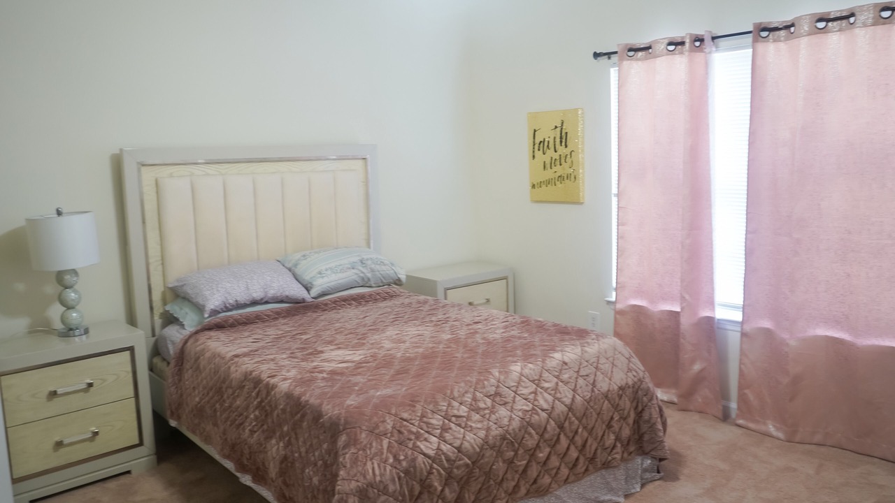Photo of Bedroom in Huntsville