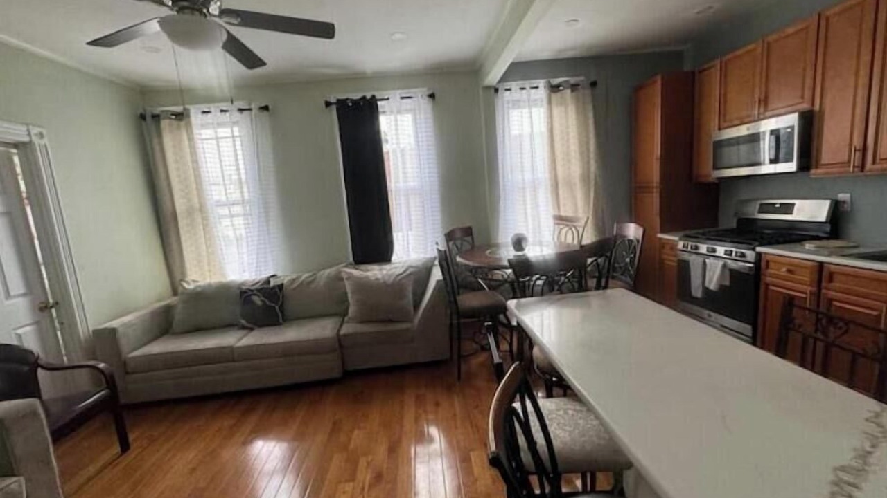 Photo of Livingroom in Guttenberg