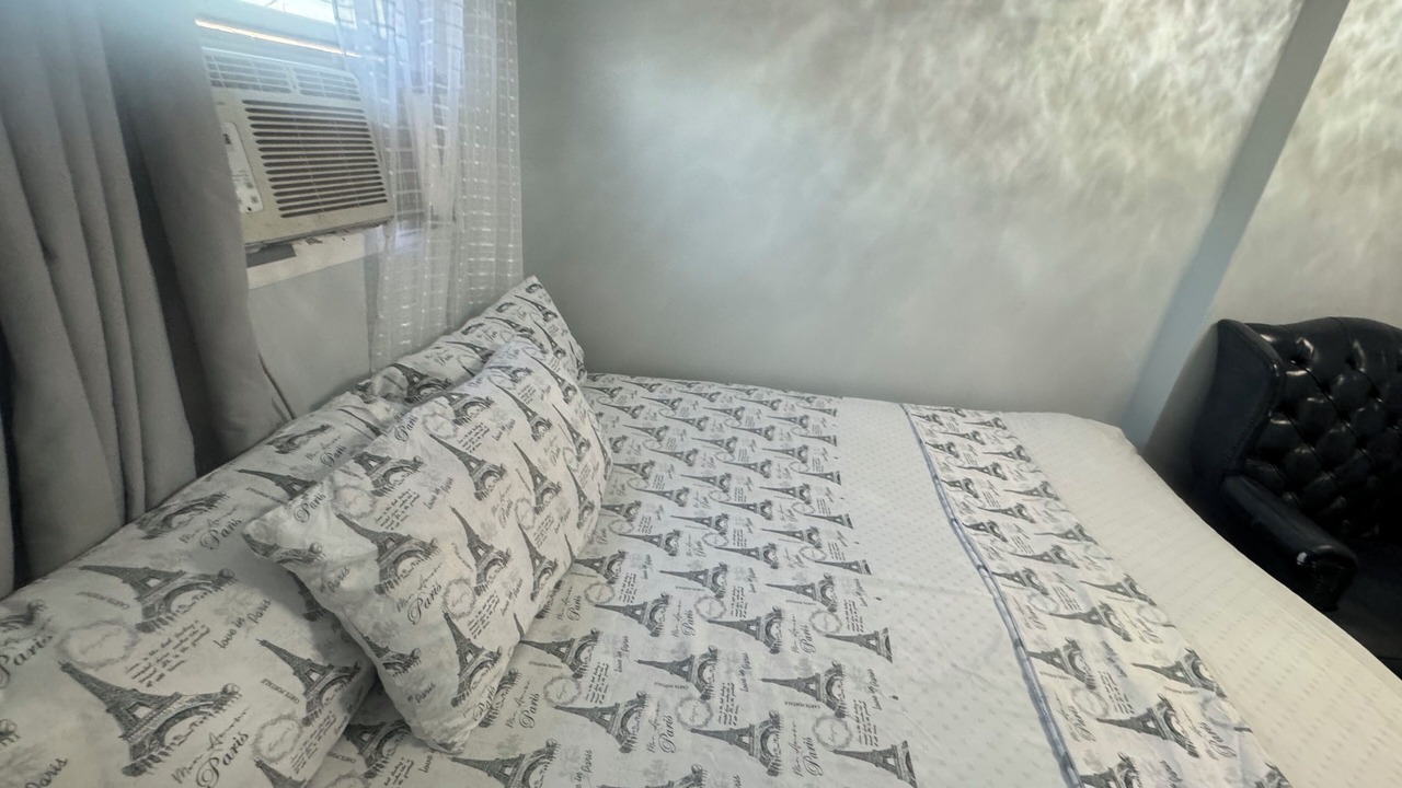 Photo of Bedroom in Guttenberg