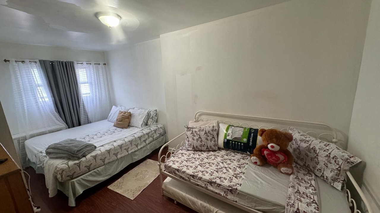 Photo of Bedroom in Guttenberg