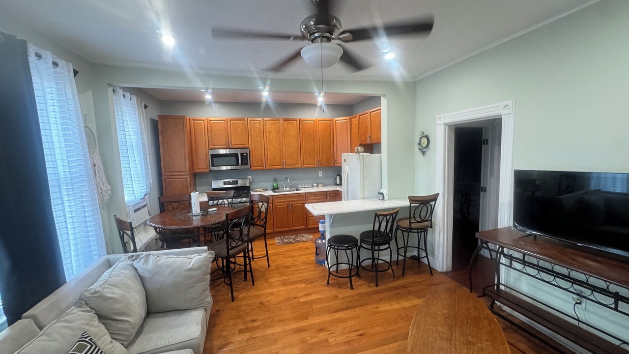 Photo of Livingroom in Guttenberg